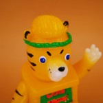 kaiju sofubi lizard and cat kaiju sofubi lizard and cat