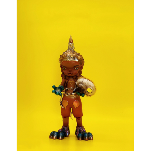 a bird of girl kaiju sofubi