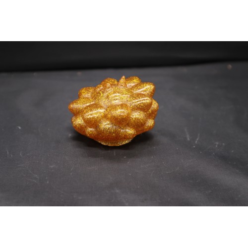 the bling of gold sofubi toys  the bling of gold sofubi toys