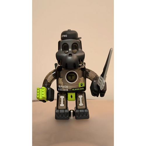 vinyl toy of robot vinyl toy of robot